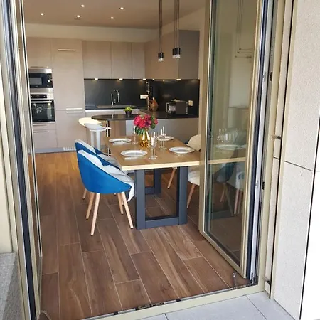 Modern And Hipp In City Appartement Luxembourg